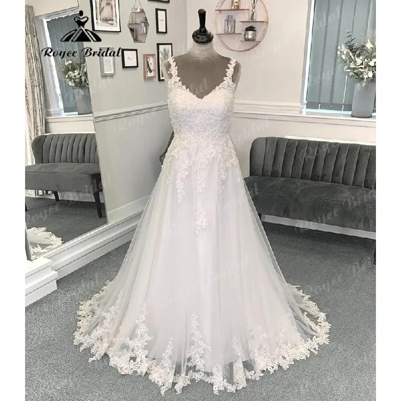 Sophisticated Style Vintage Spaghetti Straps Lace Appliques Wedding Dress with V Neck Backless Bridal Gown Women robe de soirée de mariage Sexy