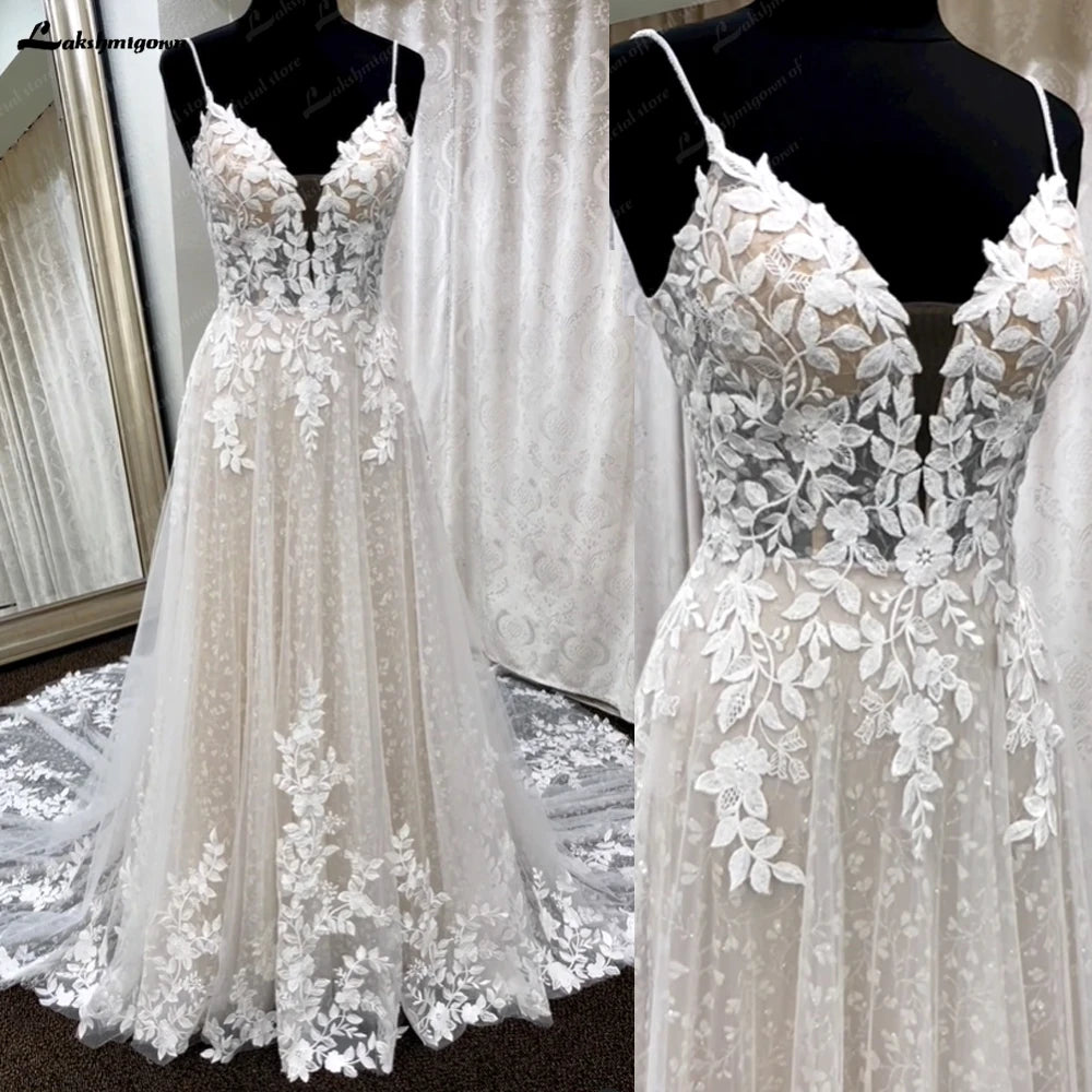 Chic And Trendy Roycebridal Deep V Neck Lace Floral Wedding Dress for Women 2024 Bridal Gown Champagne Backless Spaghetti Straps abito da sposa