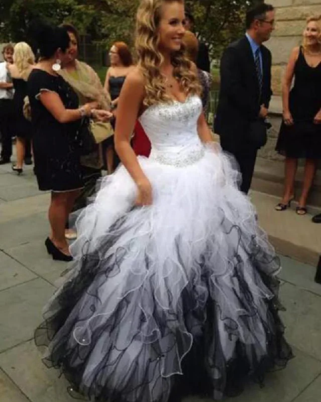 Timeless Elegance Siaoryne LP0928 Sweetheart Black and White Ball Gown Quinceanera Dress Girls formal prom Gown Timeless Elegance Siaoryne LP0928 Sweetheart Black and White Ball Gown Quinceanera Dress Girls formal prom Gown